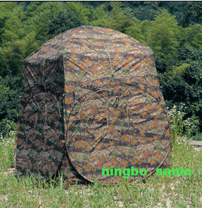 Camouflage hunting blind